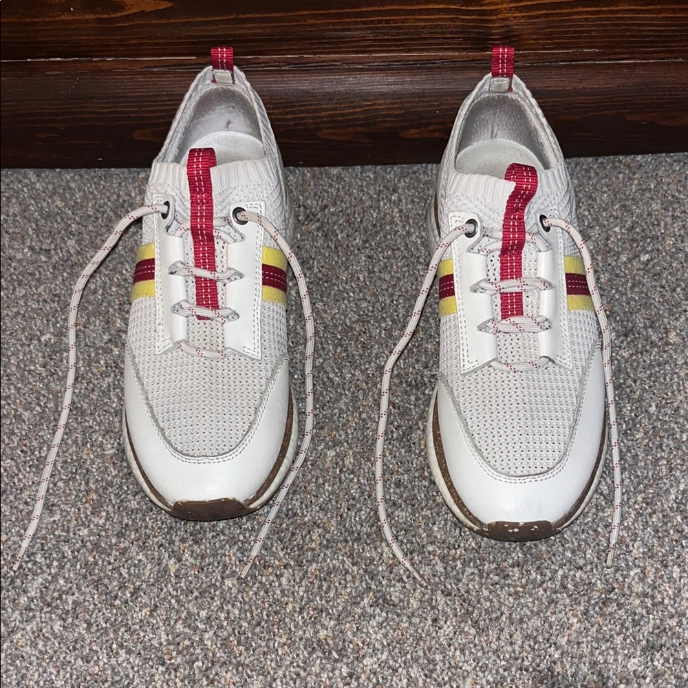 OTBT AWhite Sneakers